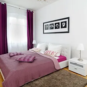 Grand Mitte Apartamento