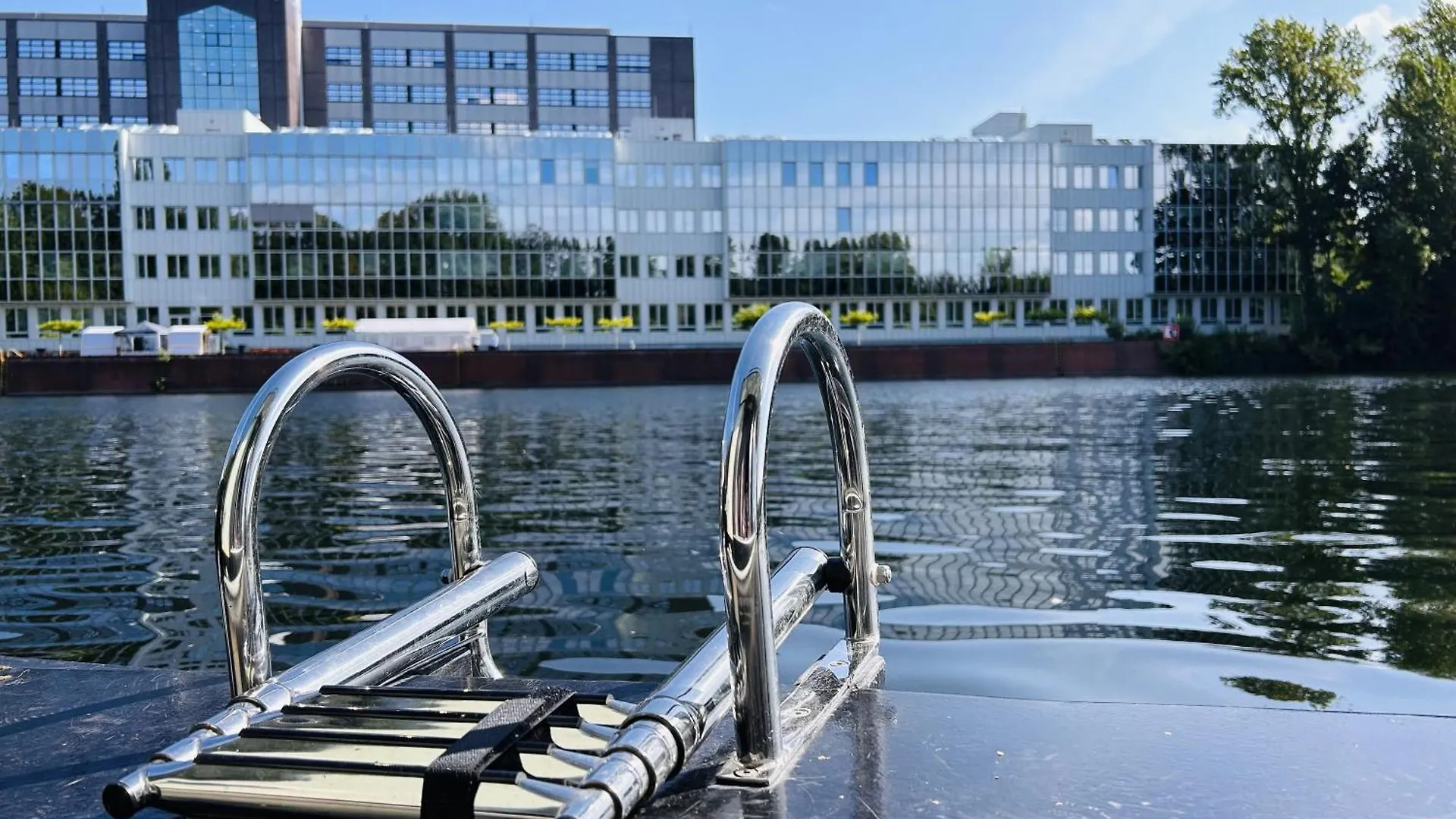 Hausboot Pankow Hotel Berlin Germany
